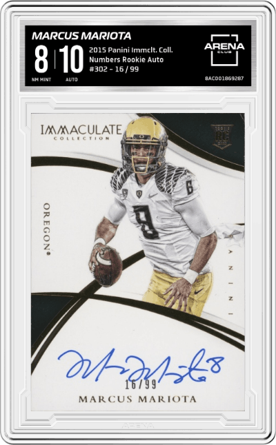 Marcus Mariota from the 2015 Panini Immaculate Collegiate Multi-Sport set graded by Arena Club and given an overall grade of 8.