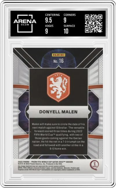 Donyell Malen from the 2022 Panini Prizm FIFA WC Qatar set graded by Arena Club and given an overall grade of 9.5.