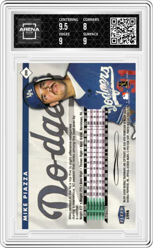 Mike Piazza from the 1998 Fleer Tradition set graded by Arena Club and given an overall grade of 8.5.
