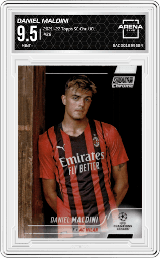 Daniel Maldini from the 2021-22 Topps Stadium Club Chrome UEFA Champions League set graded by Arena Club and given an overall grade of 9.5.