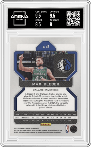 Maxi Kleber from the 2021-22 Panini Prizm  set graded by Arena Club and given an overall grade of 9.