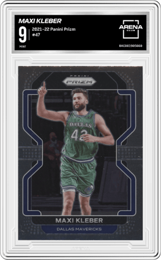 Maxi Kleber from the 2021-22 Panini Prizm  set graded by Arena Club and given an overall grade of 9.