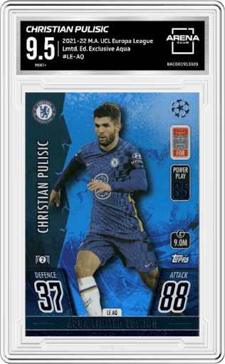 Christian Pulisic from the 2021-22 Topps Match Attax UEFA Champions League Europa League set featuring a Aqua parallel graded by Arena Club and given an overall grade of 9.5.