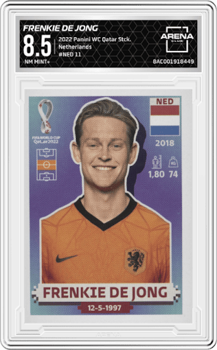 Frenkie de Jong from the 2022 Panini World Cup Qatar Sticker set graded by Arena Club and given an overall grade of 8.5.