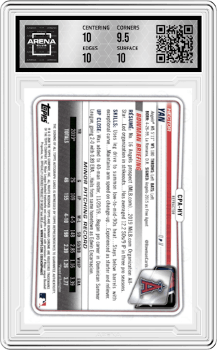 Hector Yan from the 2020 Bowman Chrome set featuring a Refractor parallel graded by Arena Club and given an overall grade of 10.