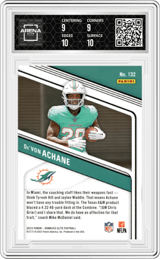 De'Von Achane from the 2023 Donruss Elite set featuring a Blue parallel graded by Arena Club and given an overall grade of 9.5.