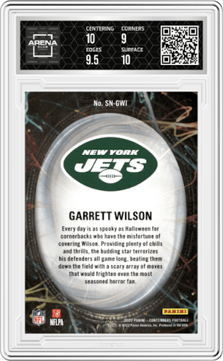 Garrett Wilson from the 2022 Panini Contenders set featuring a Emerald parallel graded by Arena Club and given an overall grade of 9.5.