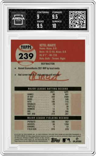 Ketel Marte from the 2022 Topps Chrome Platinum Anniversary set featuring a Refractor parallel graded by Arena Club and given an overall grade of 9.5.