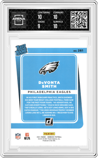 DeVonta Smith from the 2021 Panini Donruss set graded by Arena Club and given an overall grade of 9.5.