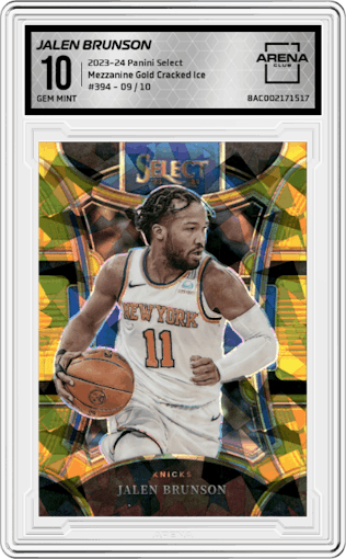 Jalen Brunson from the 2023-24 Panini Select  set featuring a Gold Cracked Ice parallel graded by Arena Club and given an overall grade of 10.
