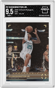 PJ Washington Jr. from the 2022-23 Panini Photogenic set featuring a Gold parallel graded by Arena Club and given an overall grade of 9.5.