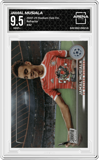 Jamal Musiala from the 2022-23 Topps Stadium Club Chrome UEFA Club set featuring a Refractor parallel graded by Arena Club and given an overall grade of 9.5.