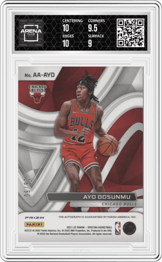 Ayo Dosunmu from the 2021-22 Panini Spectra set featuring a Green parallel graded by Arena Club and given an overall grade of 9.5.