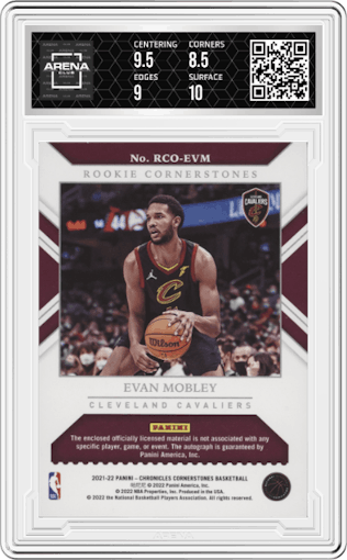 Evan Mobley from the 2021-22 Panini Chronicles set featuring a Quartz parallel graded by Arena Club and given an overall grade of 9.