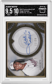 Juan Soto from the 2022 Topps Transcendent Collection set graded by Arena Club and given an overall grade of 9.5.