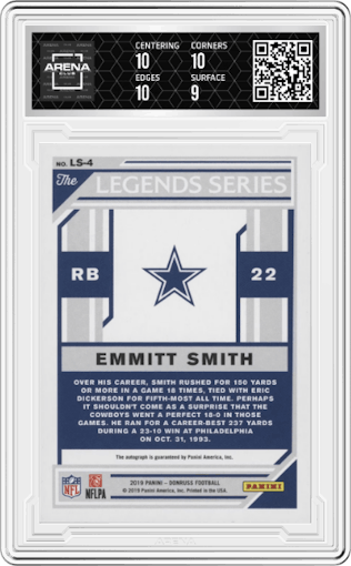 Emmitt Smith from the 2019 Panini Donruss set graded by Arena Club and given an overall grade of 9.5.