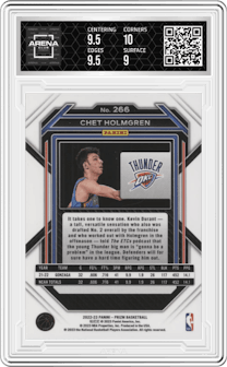 Chet Holmgren from the 2022-23 Panini Prizm  set graded by Arena Club and given an overall grade of 9.5.