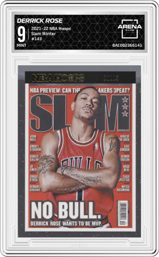 Derrick Rose from the 2021-22 Panini NBA Hoops set featuring a Winter parallel graded by Arena Club and given an overall grade of 9.