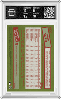 Juan Soto from the 2020 Topps Silver Pack set graded by Arena Club and given an overall grade of 9.5.