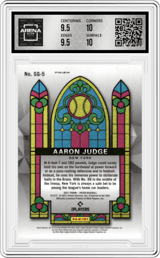 Aaron Judge from the 2021 Panini Prizm set featuring a Teal Wave parallel graded by Arena Club and given an overall grade of 10.