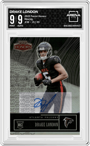 Drake London from the 2022 Panini Honors set graded by Arena Club and given an overall grade of 9.