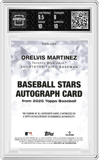 Orelvis Martinez from the 2025 Topps set graded by Arena Club and given an overall grade of 9.5.