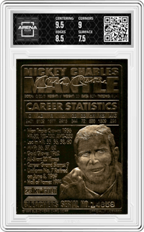 Mickey Mantle from the 1996 Bleachers 23KT Gold set graded by Arena Club and given an overall grade of 8.
