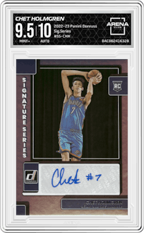 Chet Holmgren from the 2022-23 Panini Donruss set graded by Arena Club and given an overall grade of 9.5.