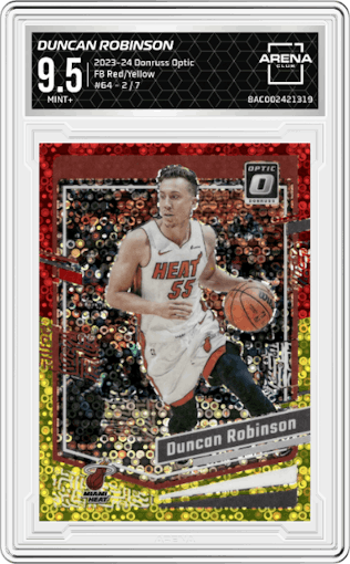  Duncan Robinson from the 2023-24 Donruss Optic set featuring a Fast Break Red/Yellow parallel graded by Arena Club and given an overall grade of 9.5.
