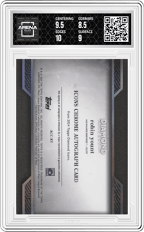 Robin Yount from the 2024 Topps Diamond Icons set featuring a Green parallel graded by Arena Club and given an overall grade of 9.