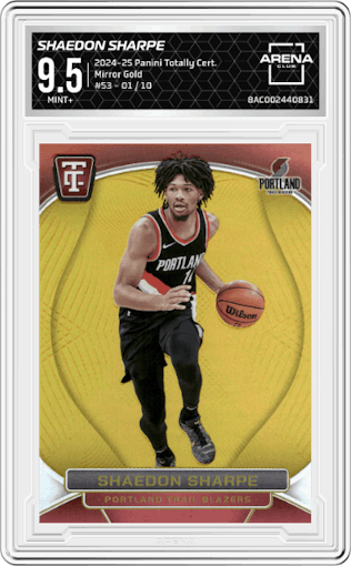 Shaedon Sharpe from the 2024-25 Panini Totally Certified set featuring a Mirror Gold parallel graded by Arena Club and given an overall grade of 9.5.