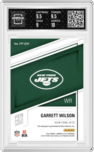 Garrett Wilson from the 2022 Panini Donruss Elite set graded by Arena Club and given an overall grade of 9.5.