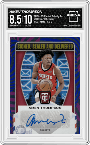 Amen Thompson from the 2024-25 Panini Totally Certified set featuring a Mixorama Platinum Mirror parallel graded by Arena Club and given an overall grade of 8.5.
