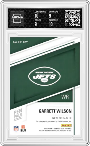 Garrett Wilson from the 2022 Panini Donruss Elite set graded by Arena Club and given an overall grade of 9.5.