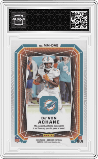 De’Von Achane from the 2024 Panini Obsidian set featuring a Blue parallel graded by Arena Club.