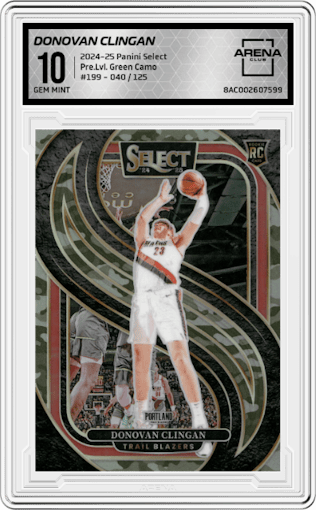 Donovan Clingan from the 2024-25 Panini Select set featuring a Green Camo parallel graded by Arena Club and given an overall grade of 10.