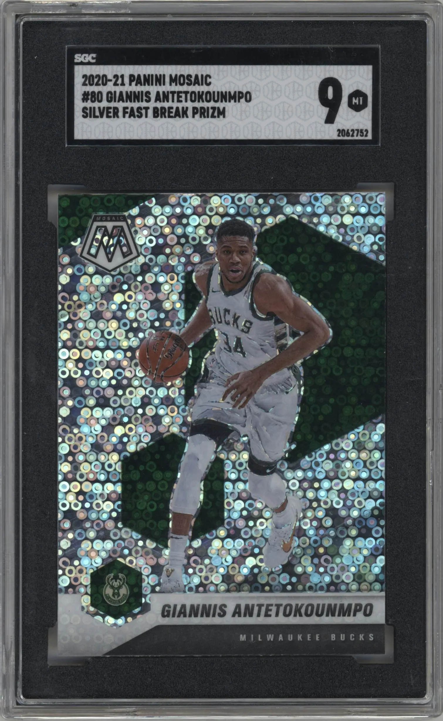 2020 Panini Mosaic Giannis Antetokounmpo Fast Break Silver #80 SGC 9