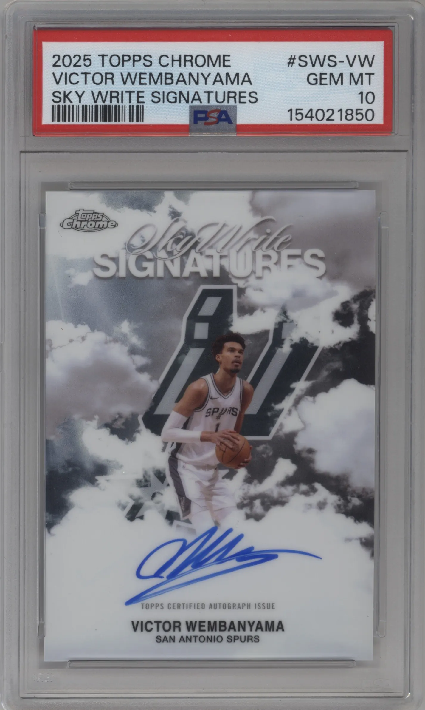 2025 Topps Chrome Sky Write Sig. Victor Wembanyama #SWS-VW PSA 10
