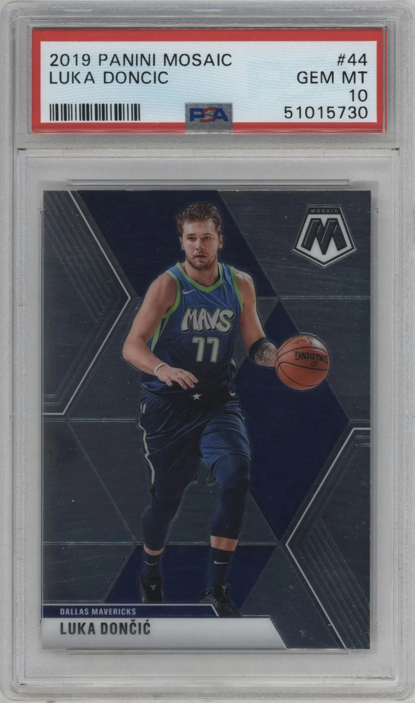 2019 Panini Mosaic Luka Doncic PSA 10