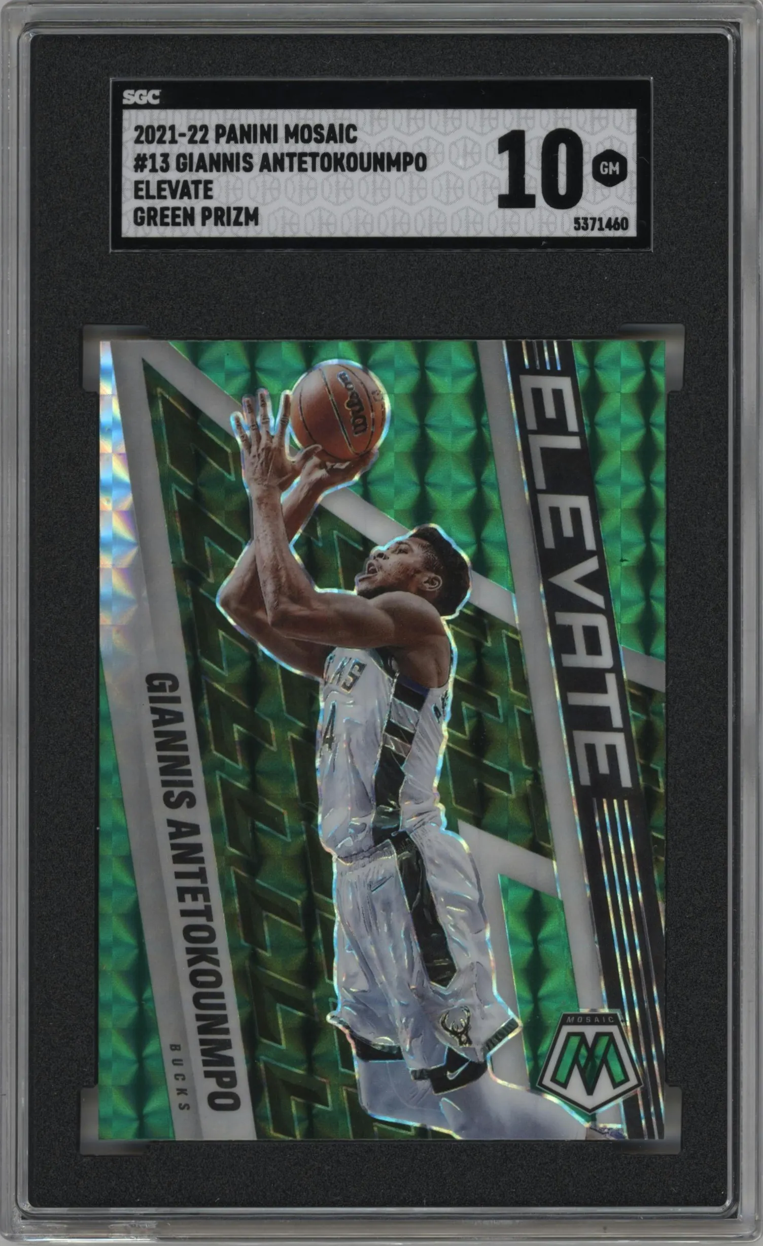 2021 Panini Mosaic Elevate Giannis Antetokounmpo Green Mosaic #13 SGC 10