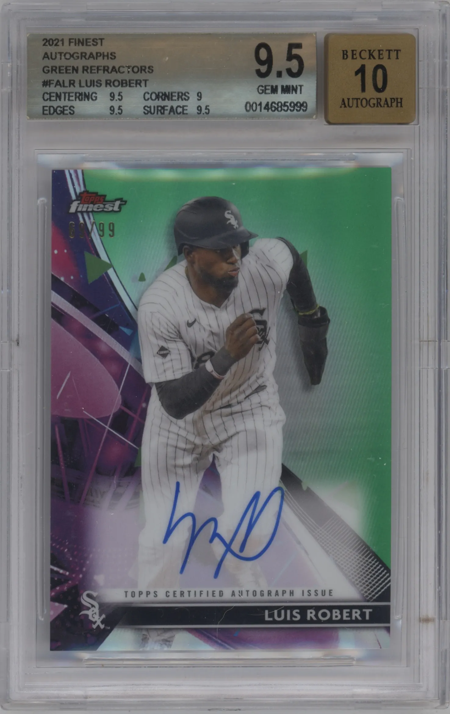 2021 Topps Finest Auto Luis Robert Green Refractor #FA-LR BGS 9.5