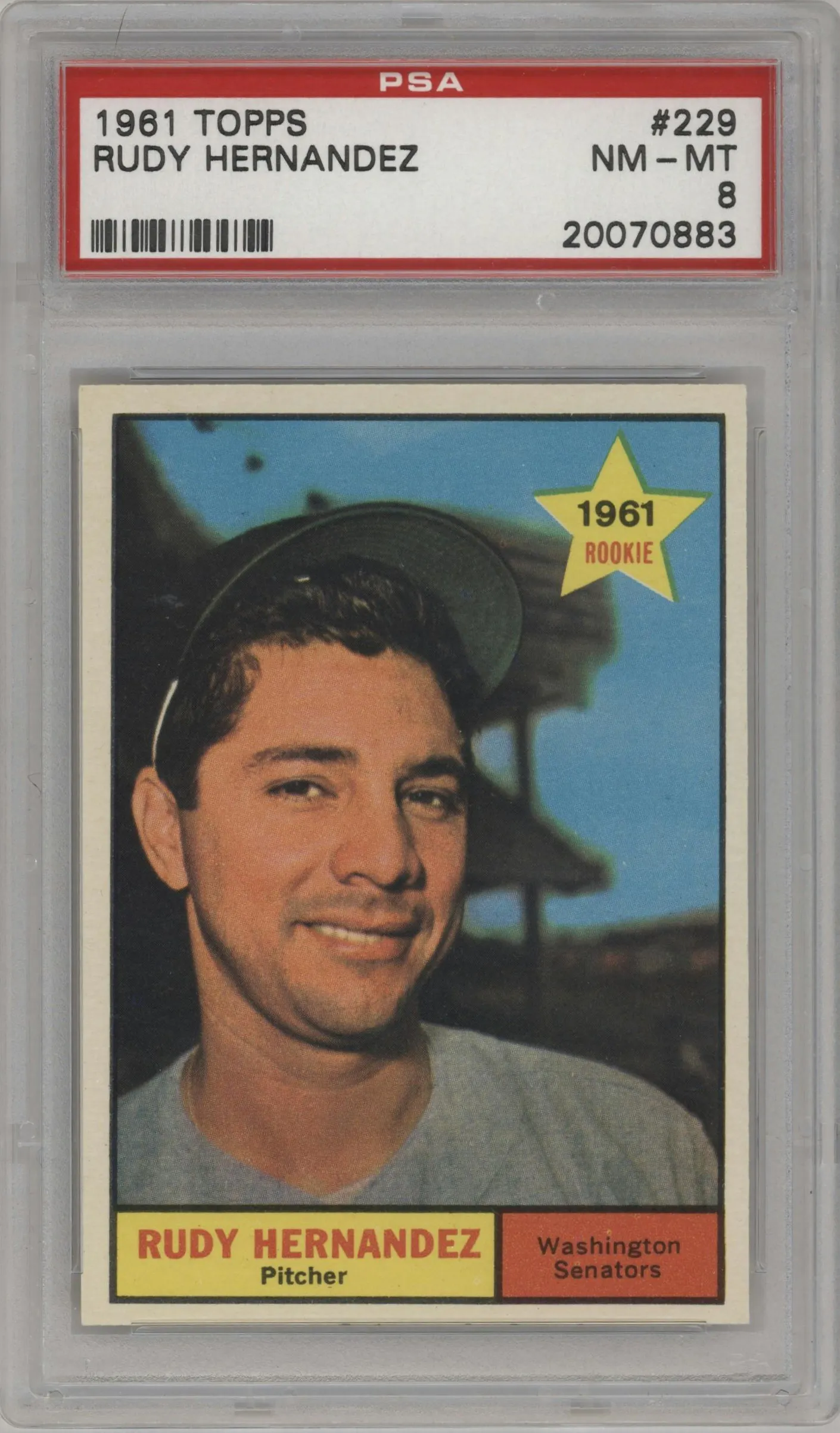 1961 Topps Rudy Hernandez #229 PSA 8