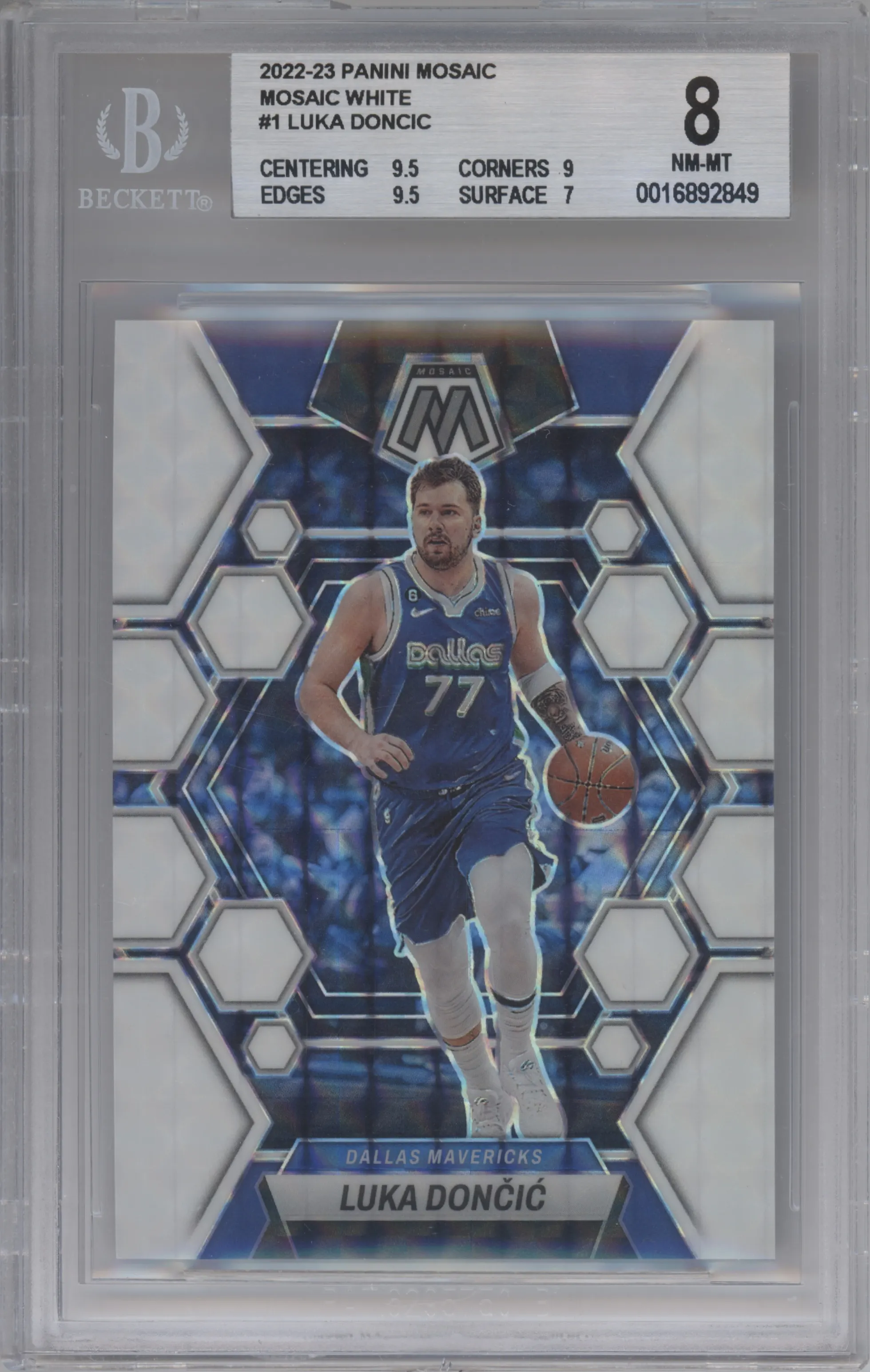 2022 Panini Mosaic Luka Doncic White Mosaic BGS 8