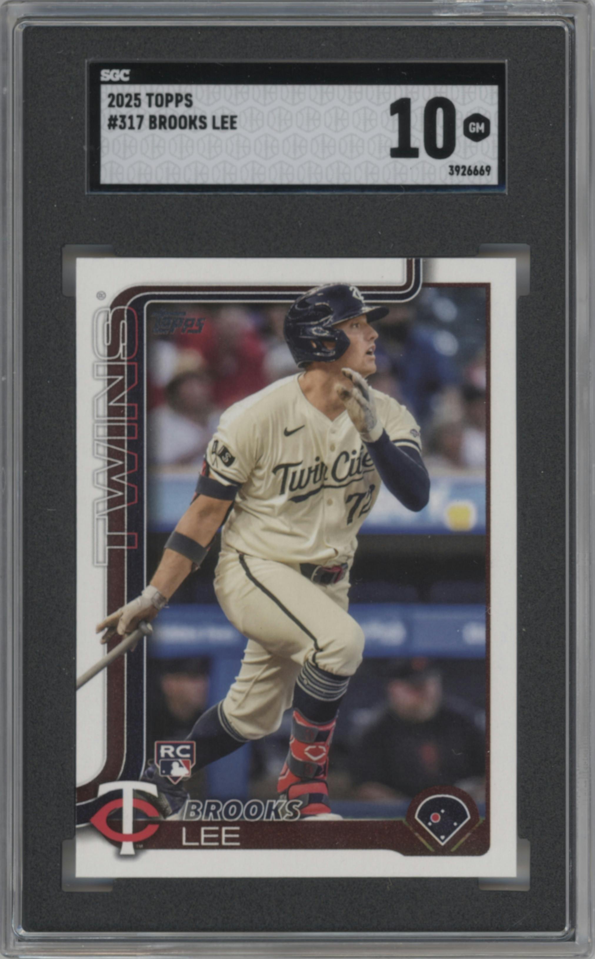 Brooks Lee from the 2025 Topps set graded by SGC and given an overall grade of 10.