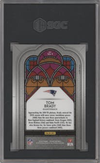 Tom Brady from the 2018 Panini Prizm set graded by SGC and given an overall grade of 9.5.