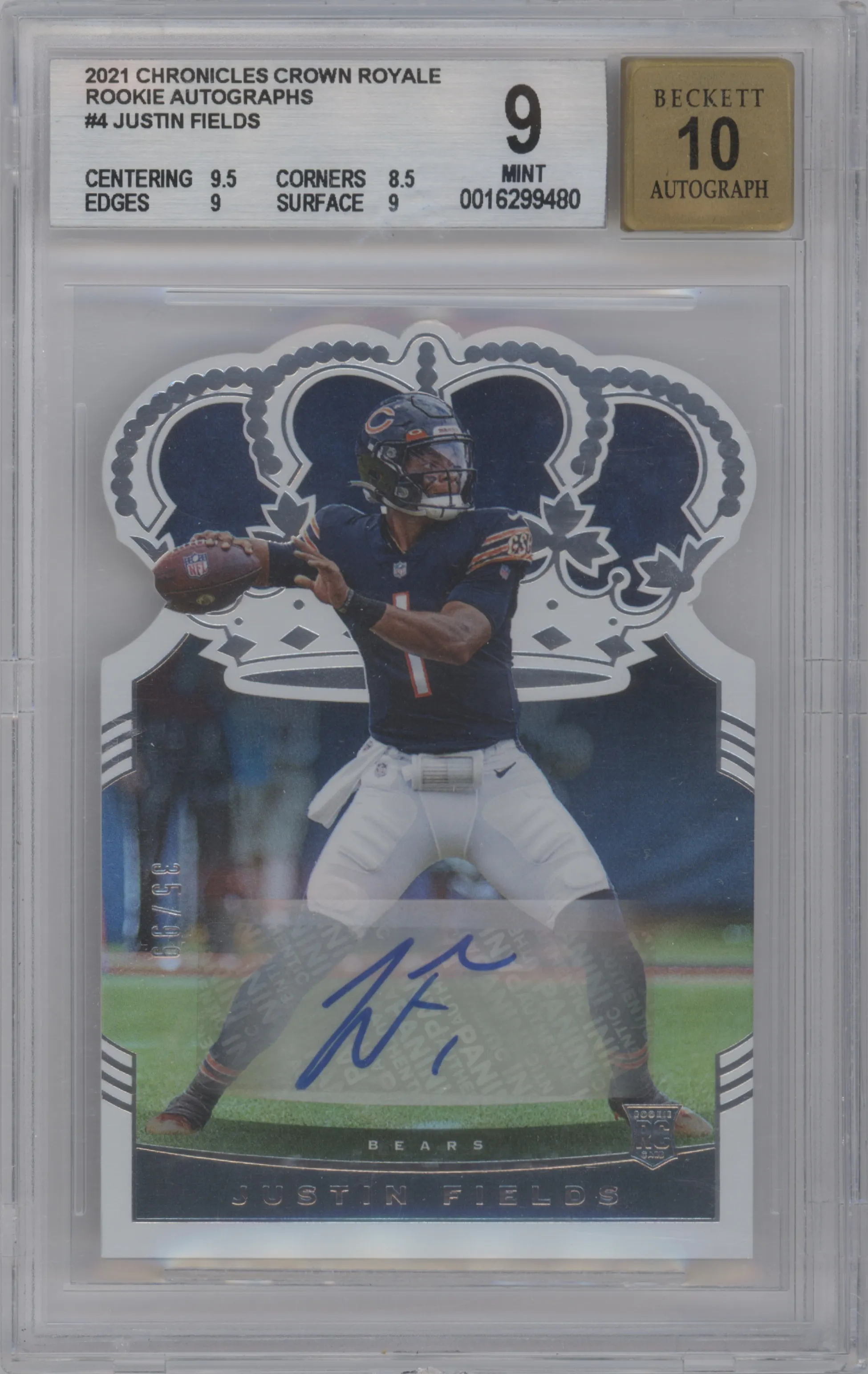2021 Panini Chronicles CR Rke. Auto Justin Fields BGS 9