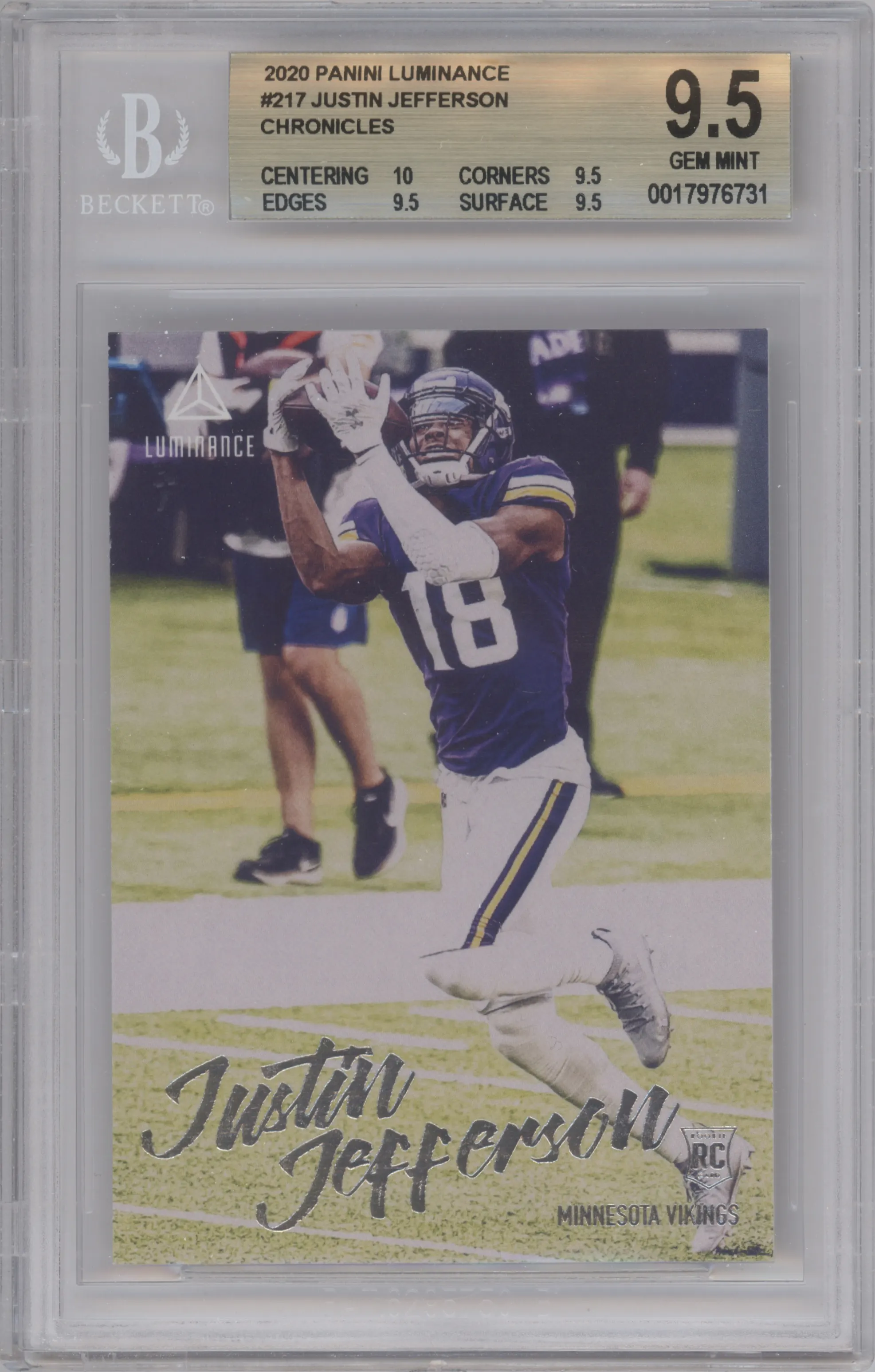 Justin Jefferson from the 2020 Panini Chronicles set graded by Beckett and given an overall grade of 9.5.