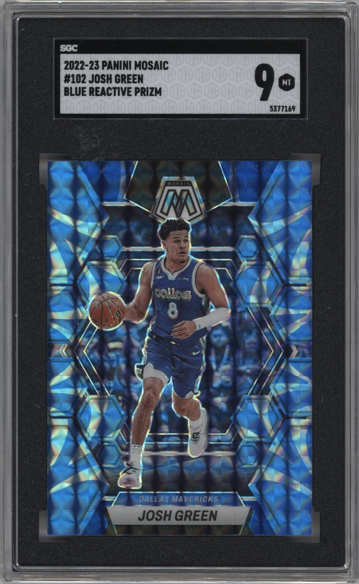 2022 Panini Mosaic Josh Green Reactive Blue SGC 9