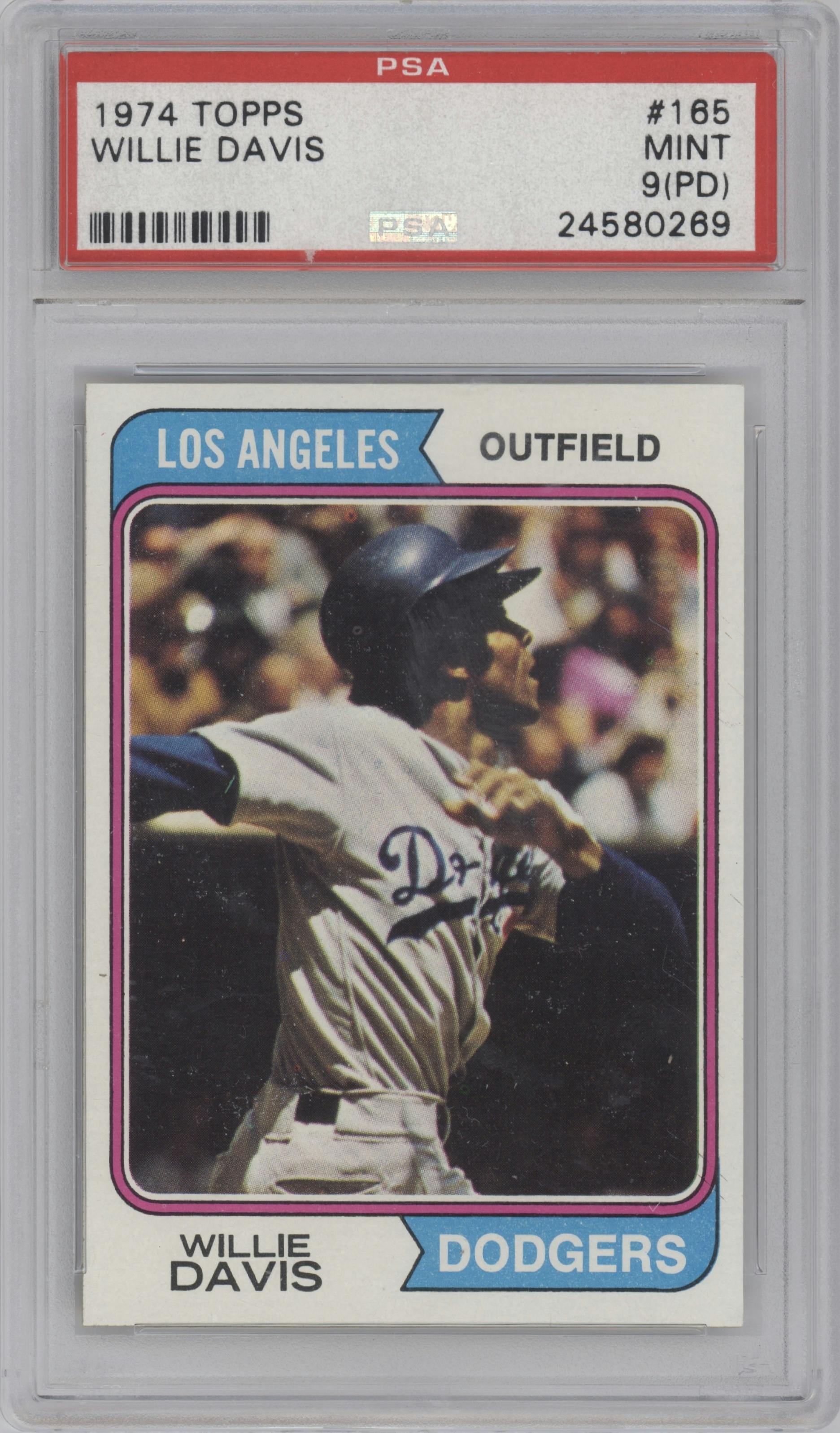 Willie Davis from the 1974 Topps set graded by PSA and given an overall grade of 9.