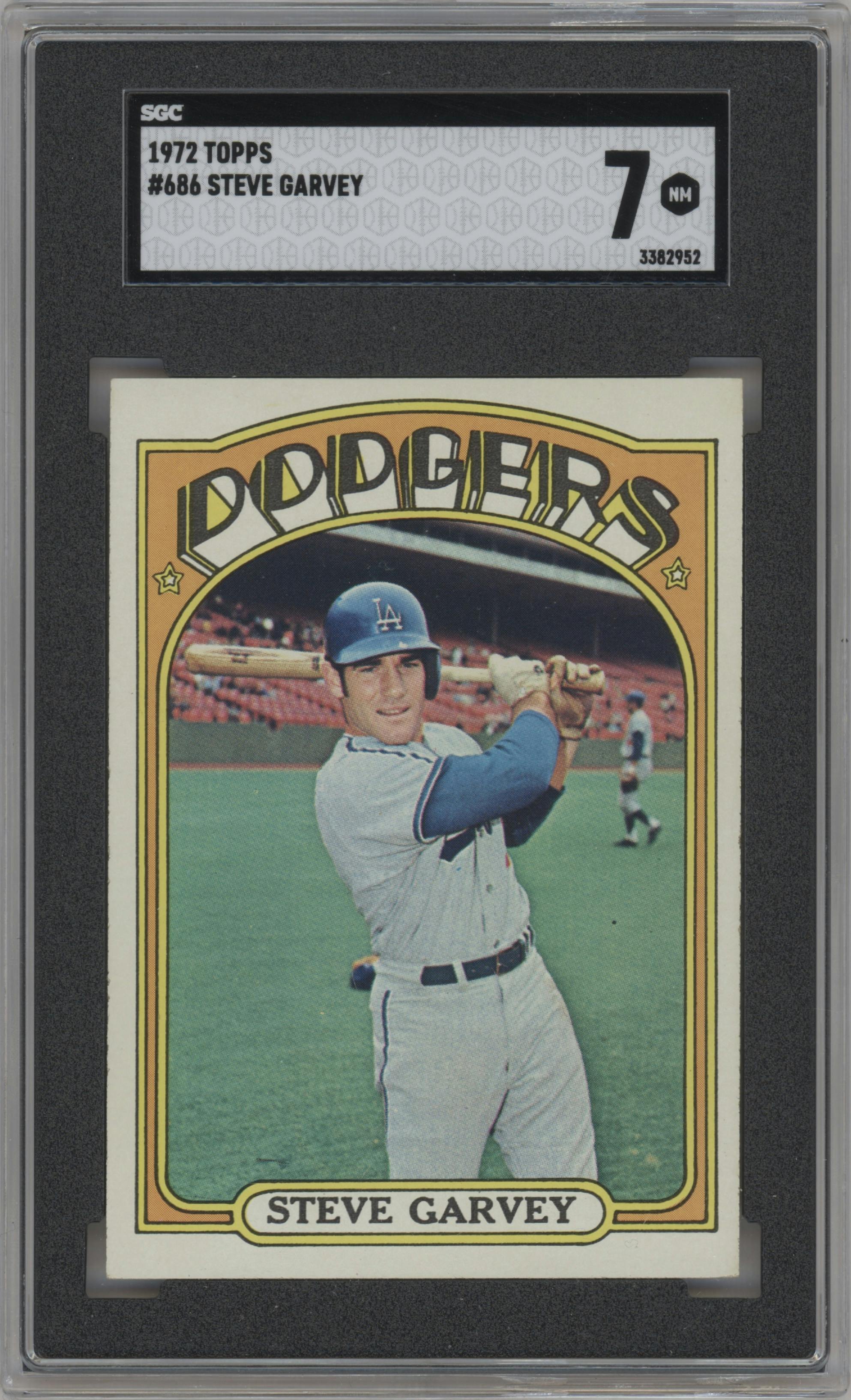Steve Garvey from the 1972 Topps set graded by SGC and given an overall grade of 7.